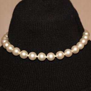 Vintage Japanese Large Glass PEARL STRAND CHOKER Necklace 13"-17”